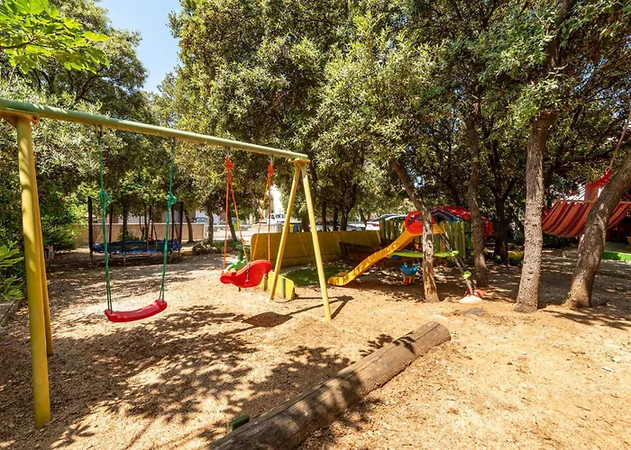 Beautiful In With Wifi Мандре