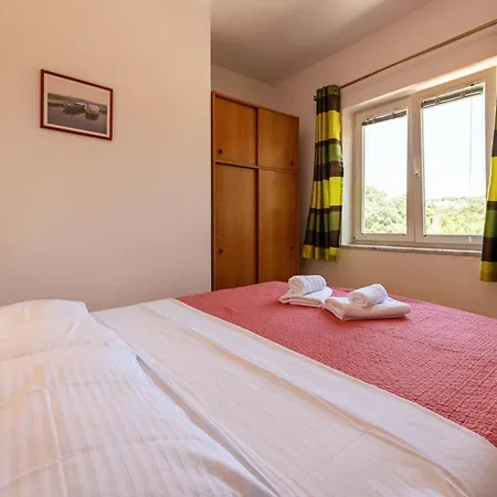 1 Bedroom Lovely In